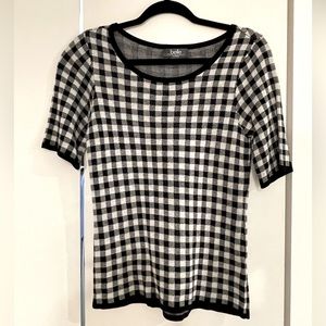 Gingham t-shirt sweater